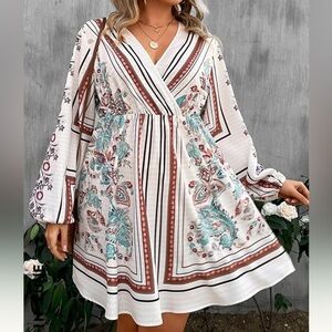 SHEIN White Cream V-Neck Sundress with Bishop Sleeves